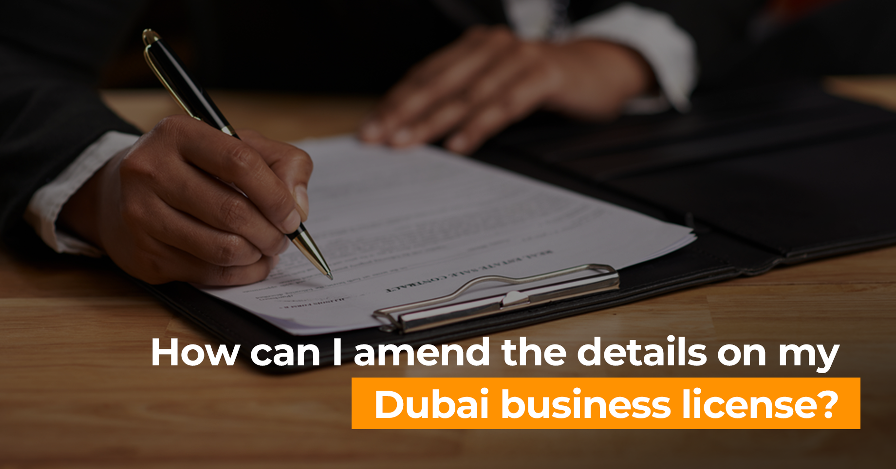 How can I amend the details on my Dubai business license?